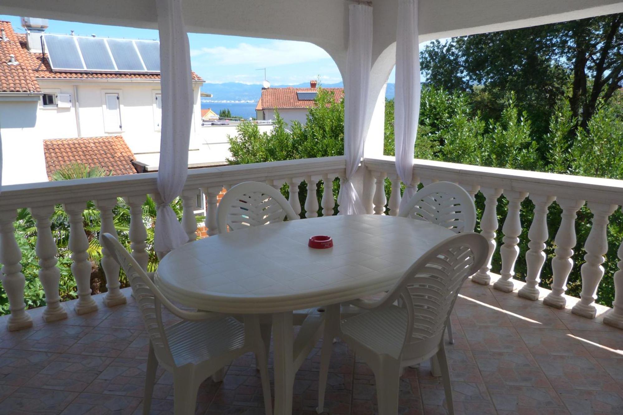 Apartments Monja & Dadi, Malinska, Vantacici Luaran gambar