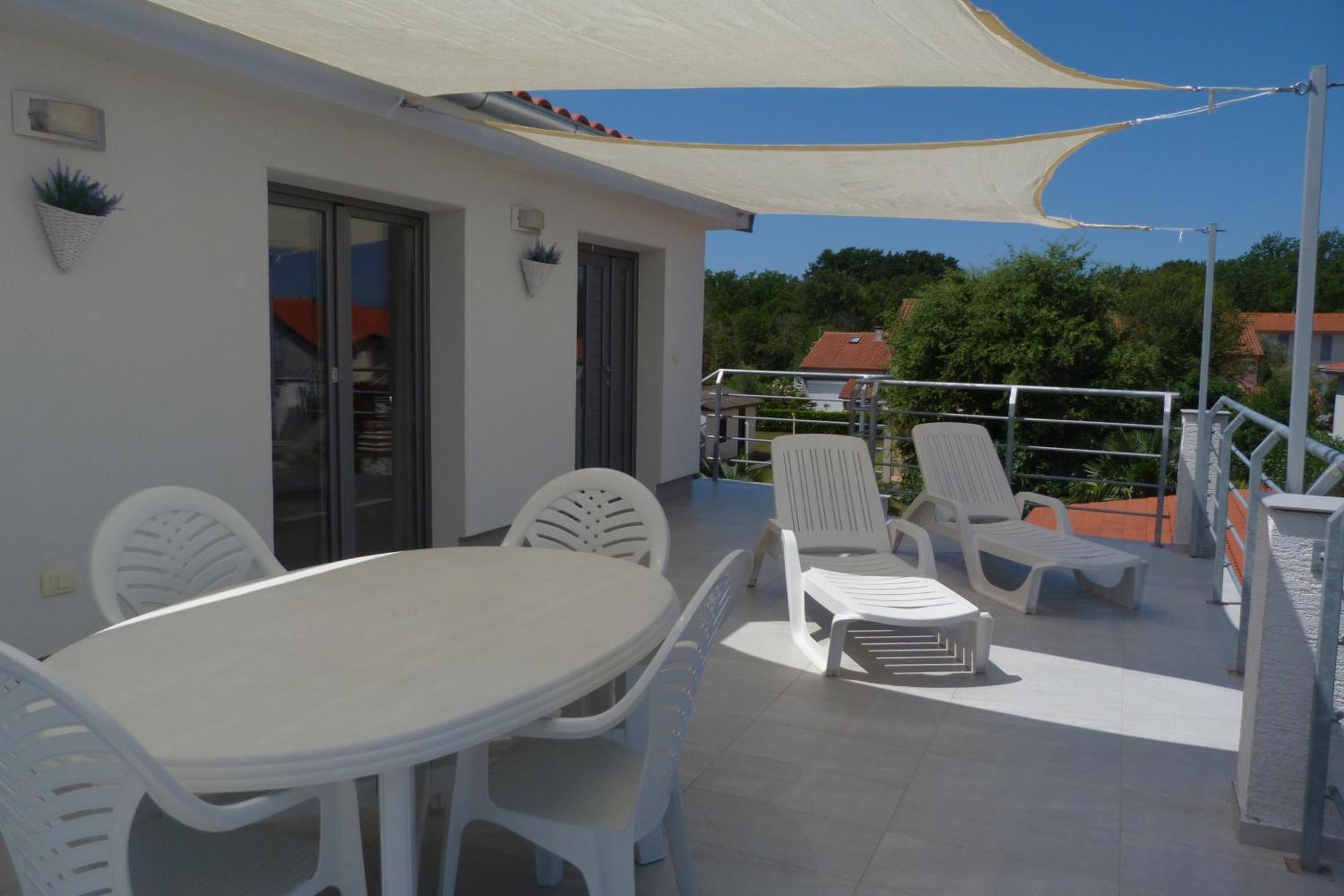 Apartments Monja & Dadi, Malinska, Vantacici Luaran gambar